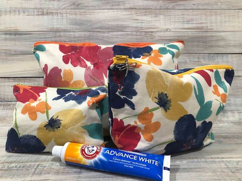 Travel Bag Set in Floral 